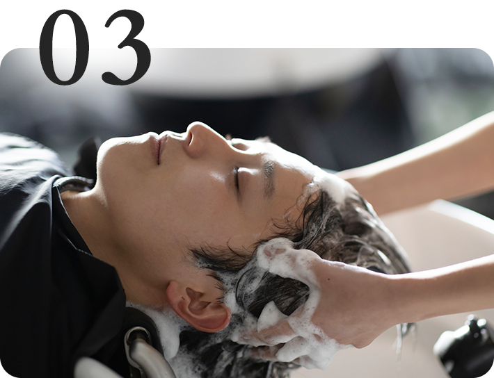 手×ブラシの2回の シャンプーで徹底洗浄